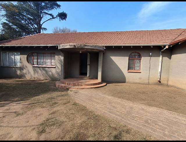 3 BEDROOM HOUSE FOR SALE IN PEACEHAVEN